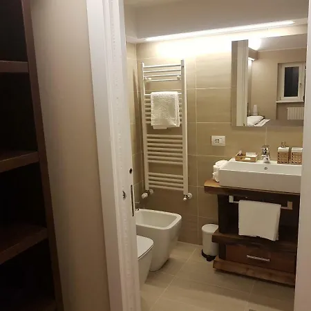 Guest house Foresteria Lombarda La Lierna